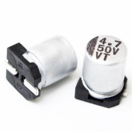 خازن SMD الکترولیت ES 4.7uf/50V smd سایز  4x5.3mm